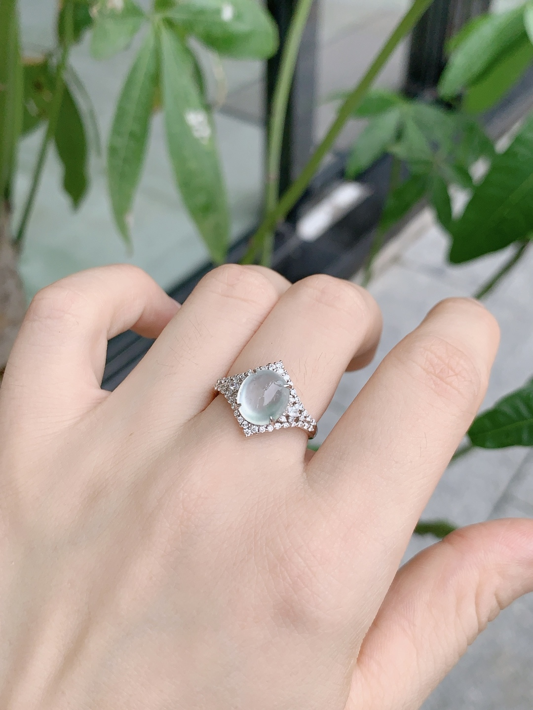 冰飘花蛋面戒指，清清爽爽的美