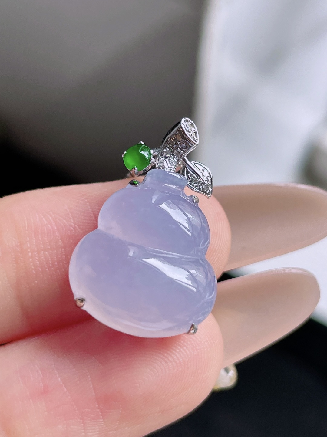 冰紫葫芦 色泽浓郁，种老水润，18k金镶嵌 整体：21.8/14.6/8.3 裸石：16/14.6