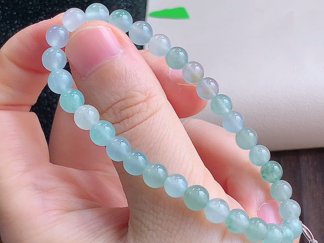 ️ 冰飘花手链，尺寸取一5.5mm，包A附证书