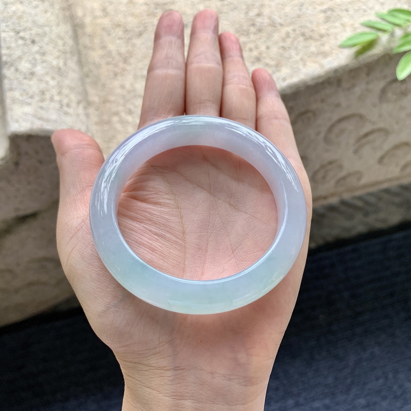 正圈53 54，圈口54/11/8.8，编码AD080414，糯冰春彩，水润，种老，细腻，无裂。