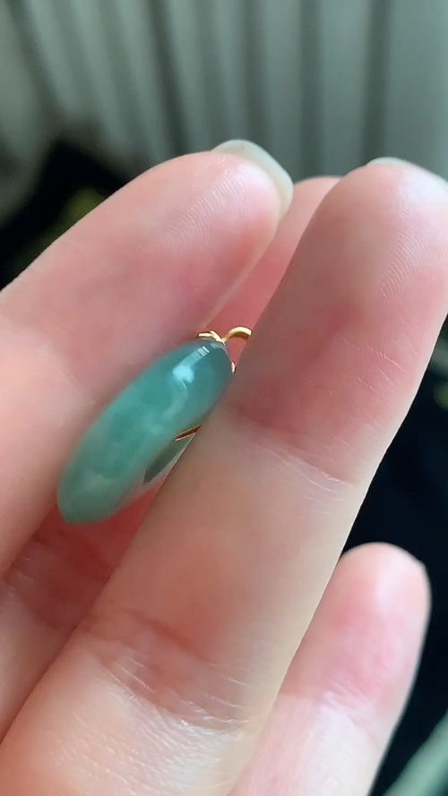 ️天然翡翠，冰晴平安扣18k金，尺寸18.8-5.2 ac731