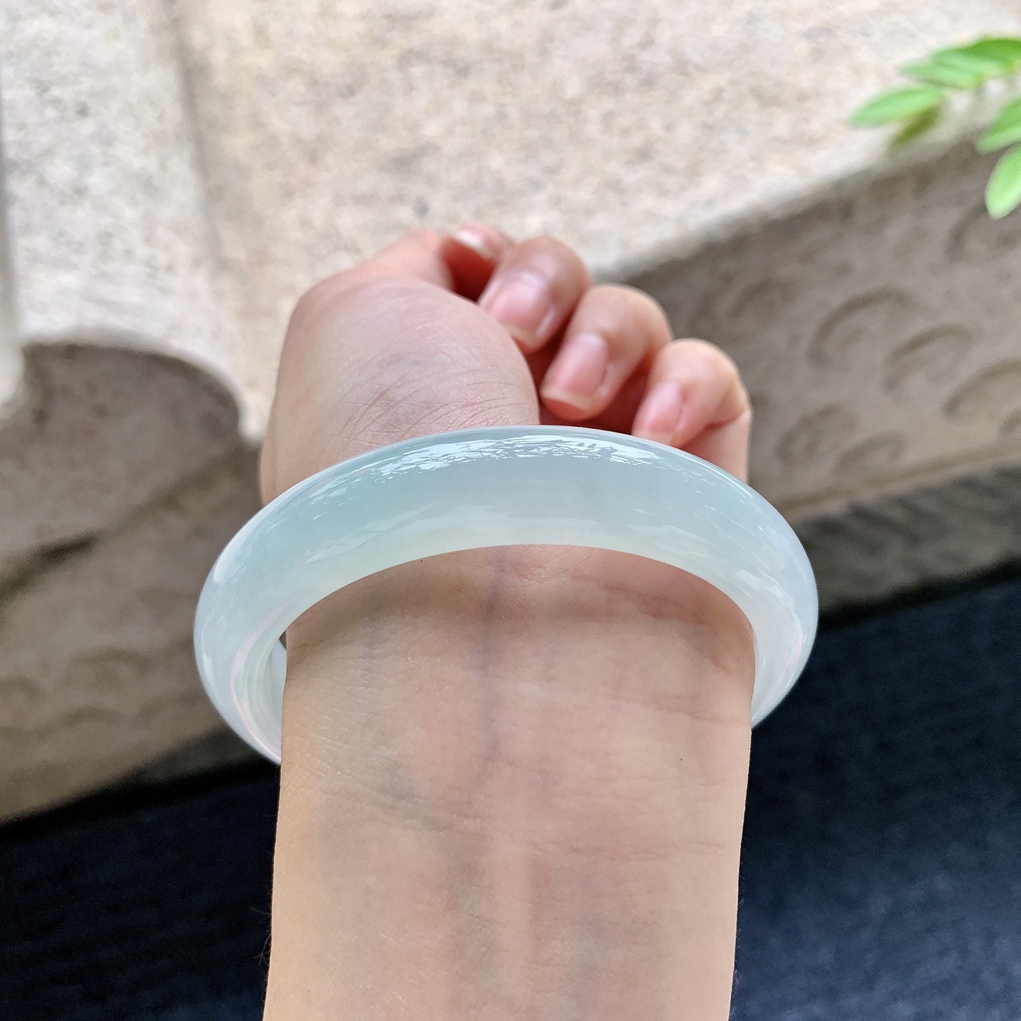 正圈57 58，圈口58.5/12.7/8.3，编码AD080420，细糯晴底，水润，种老，细腻，无裂