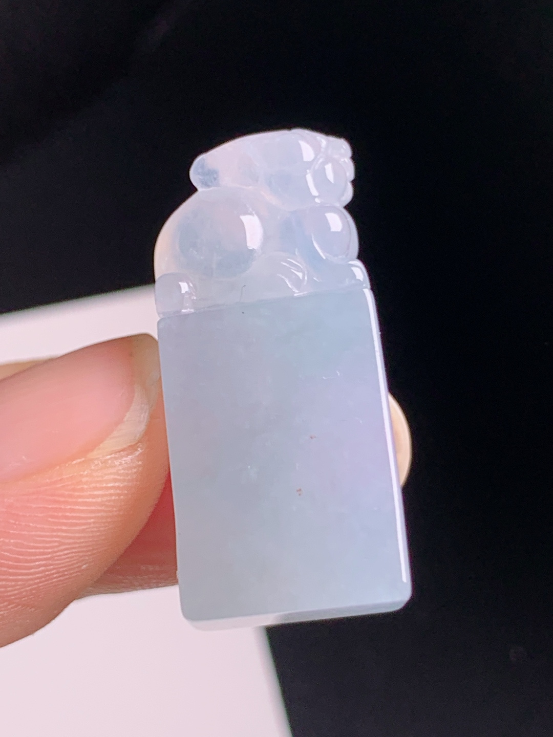 冰种貔貅印章，种质细腻，形制规整，纳福守财，裸石29.6-13-7.8，080731