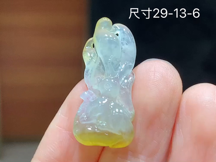 冰飘黄九尾狐，无裂，尺寸29-13-6