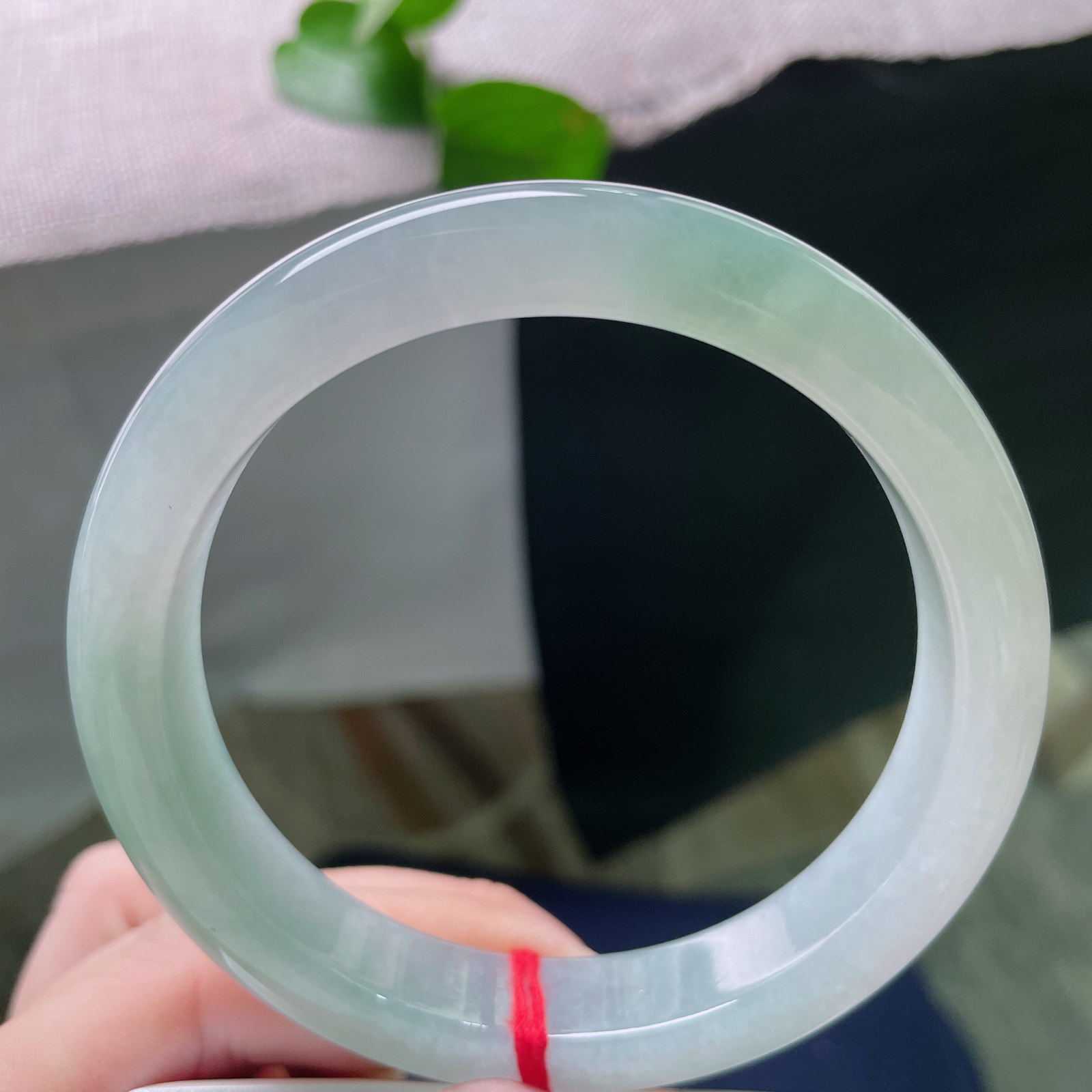 61.3/11.9/8.7，绿底正圈，双色交织在一起，别有韵味，大圈口，种老ss54171a