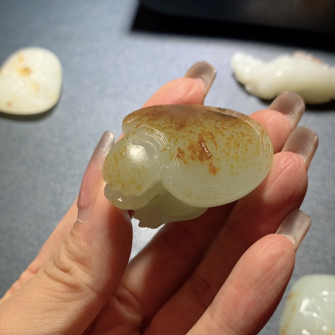 和田玉籽料龙龟挂件，品质好