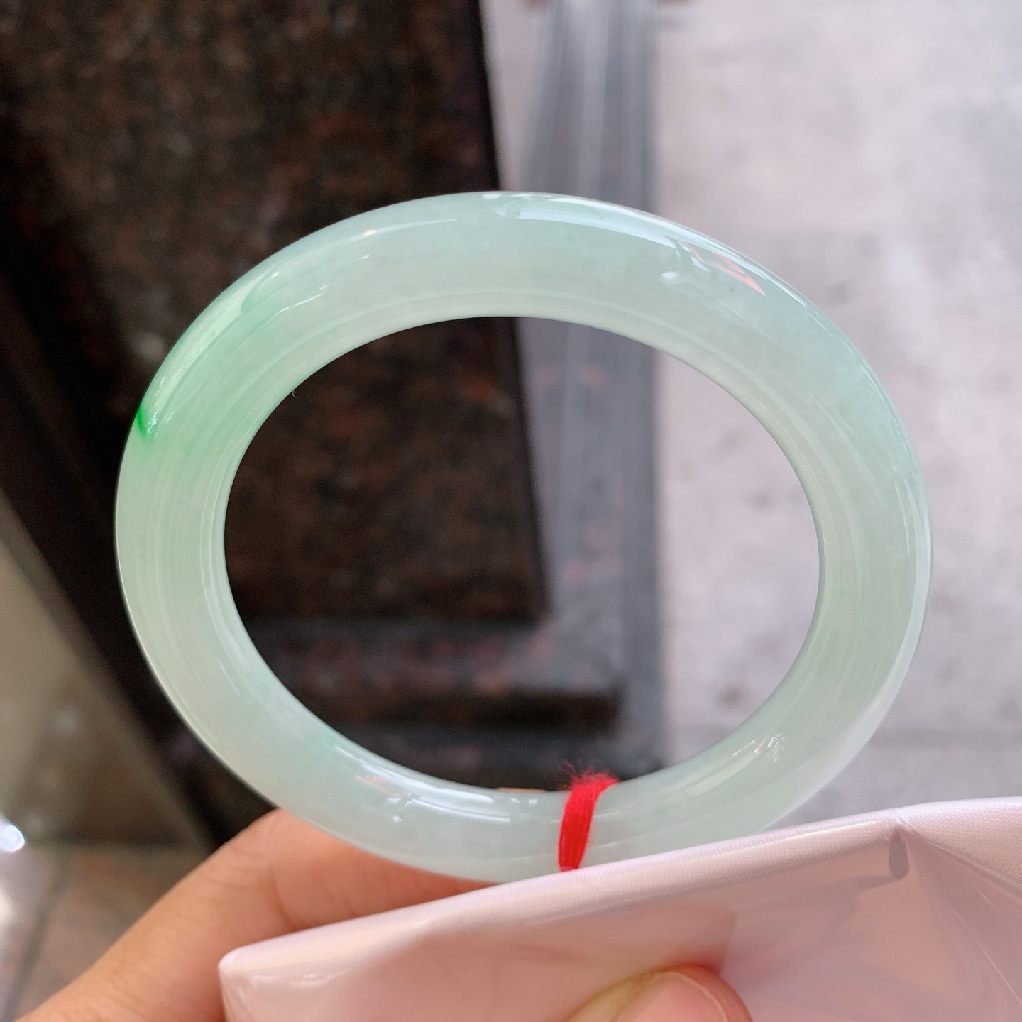 圆条冰飘绿 微细纹 尺寸：58/9.3/9.9 清爽