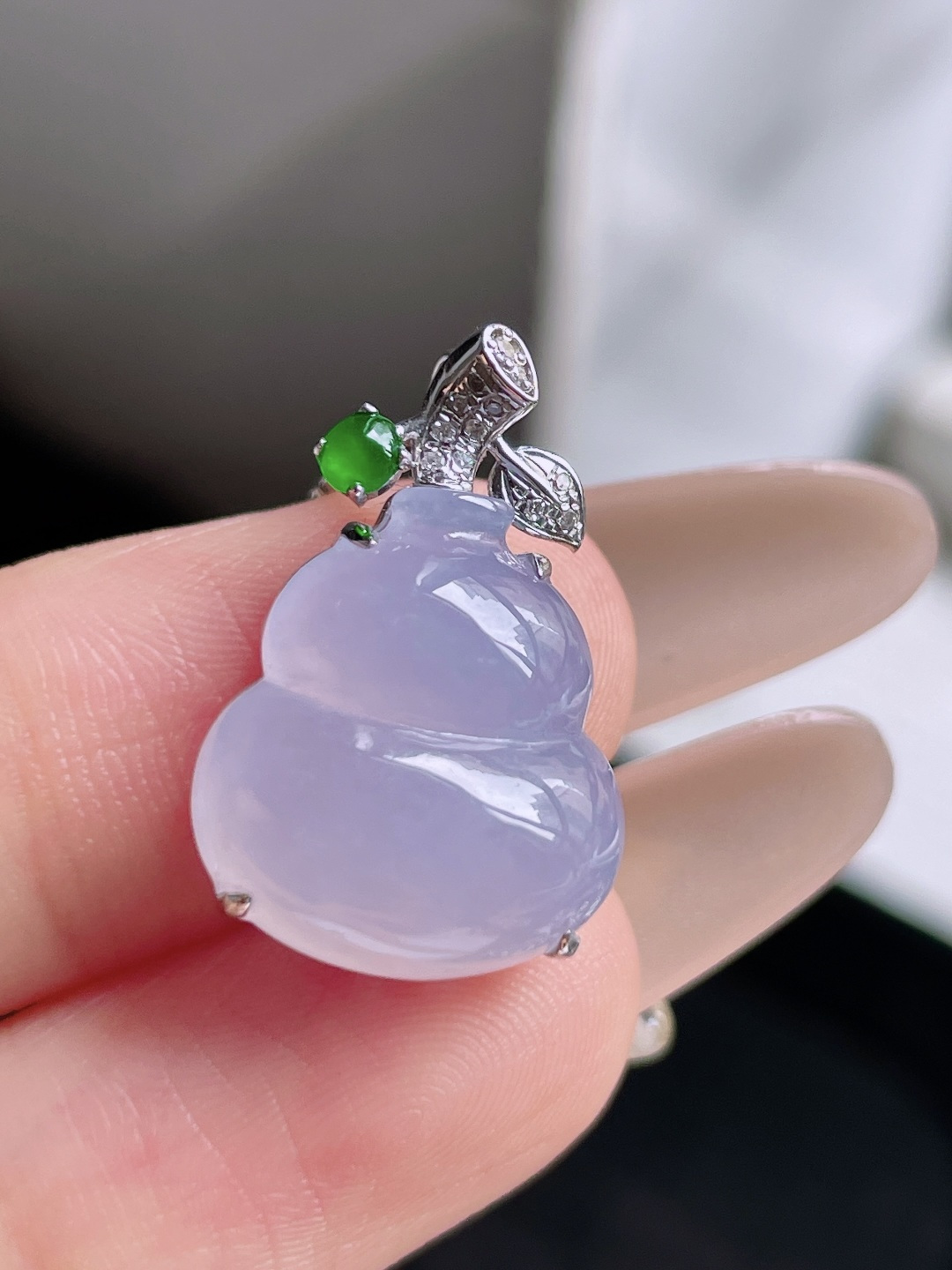 冰紫葫芦 色泽浓郁，种老水润，18k金镶嵌 整体：21.8/14.6/8.3 裸石：16/14.6