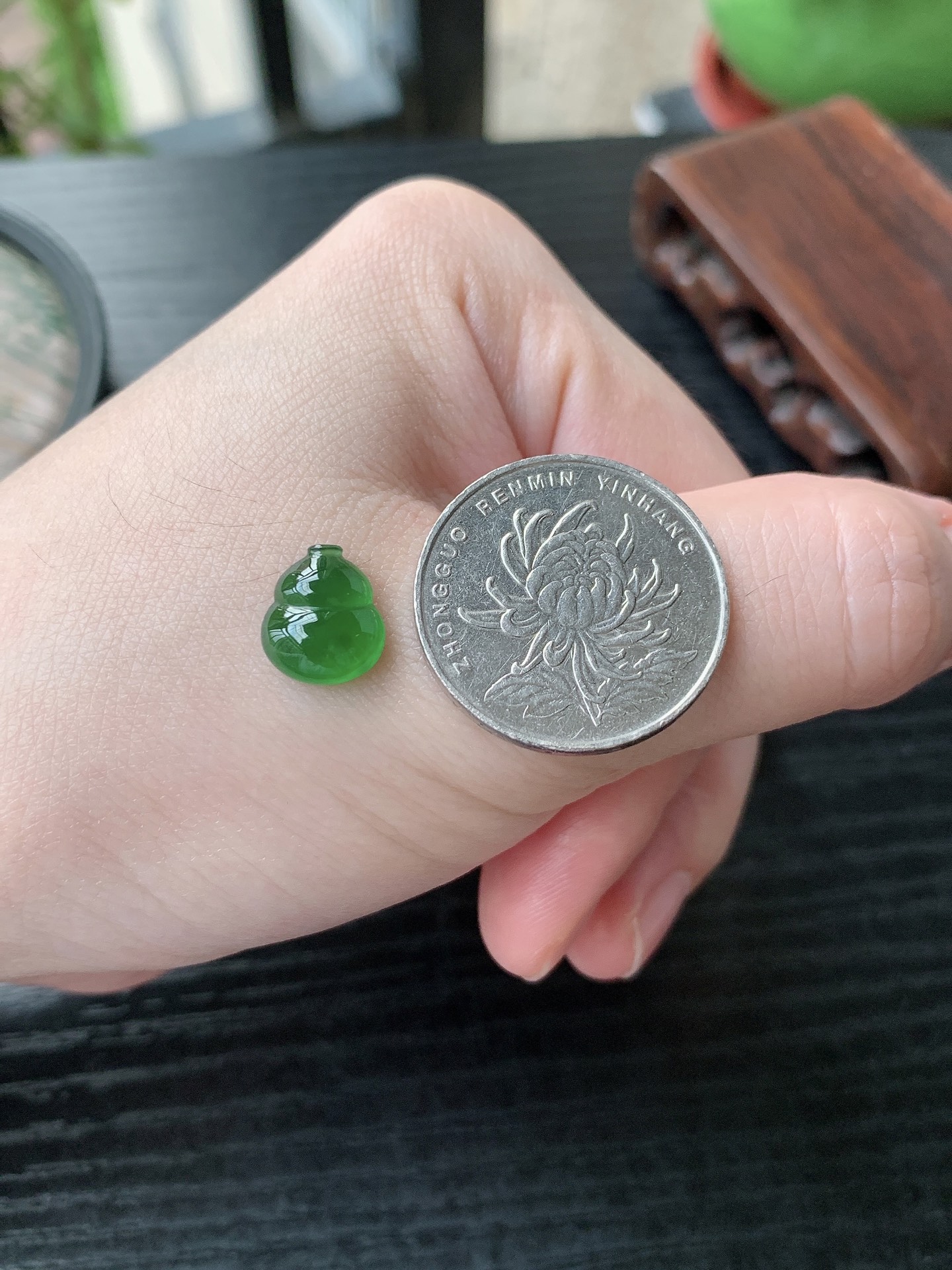 老坑冰种胶感满绿葫芦吊坠,裸石尺寸:10.5-9.5-4.5mm