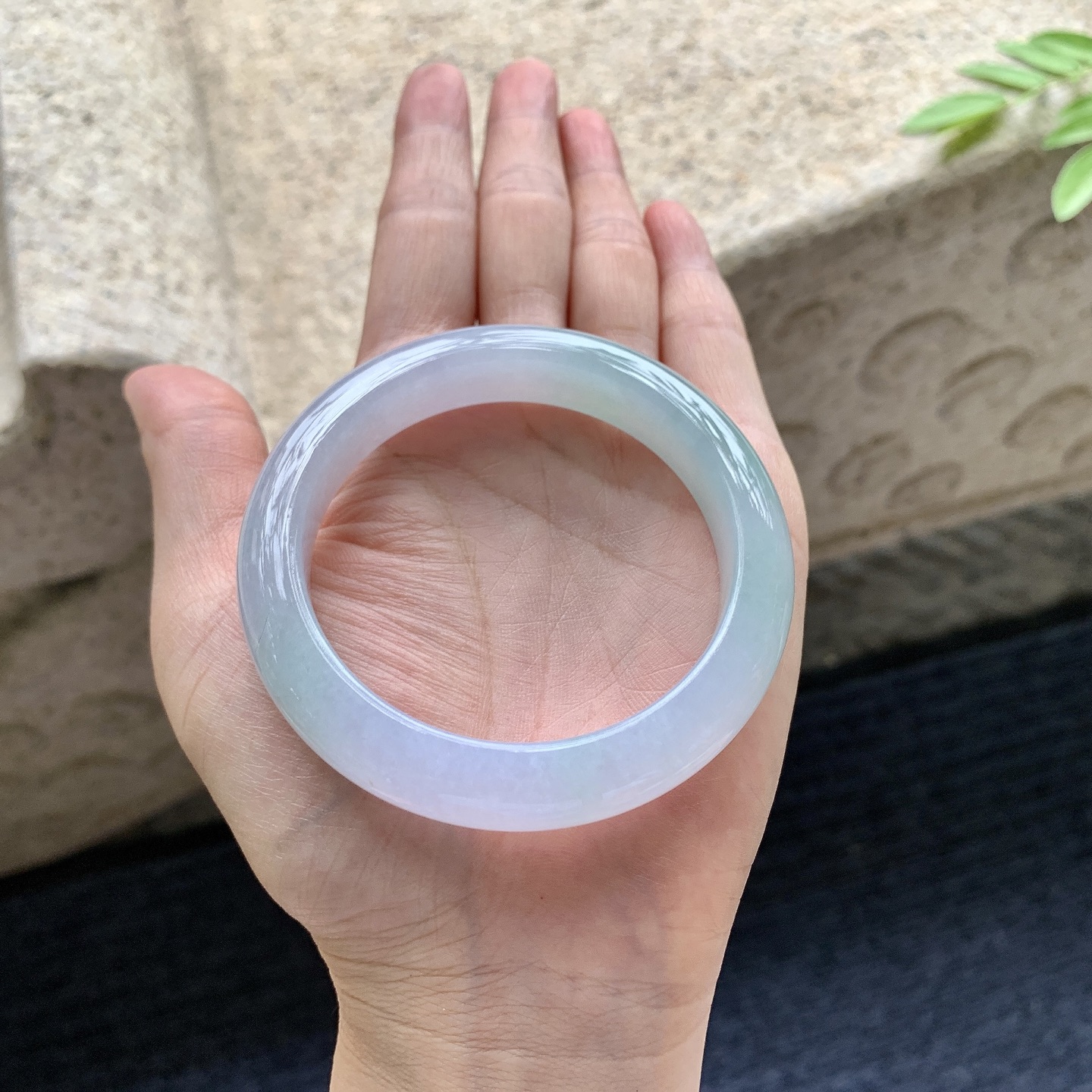 正圈53 54，圈口54/11/8.8，编码AD080414，糯冰春彩，水润，种老，细腻，无裂。