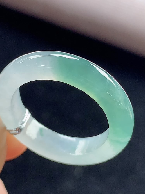 冰飘蓝戒指，无裂，内径尺寸15.8-4.0-3.2mm，9号手寸，d03tdy
