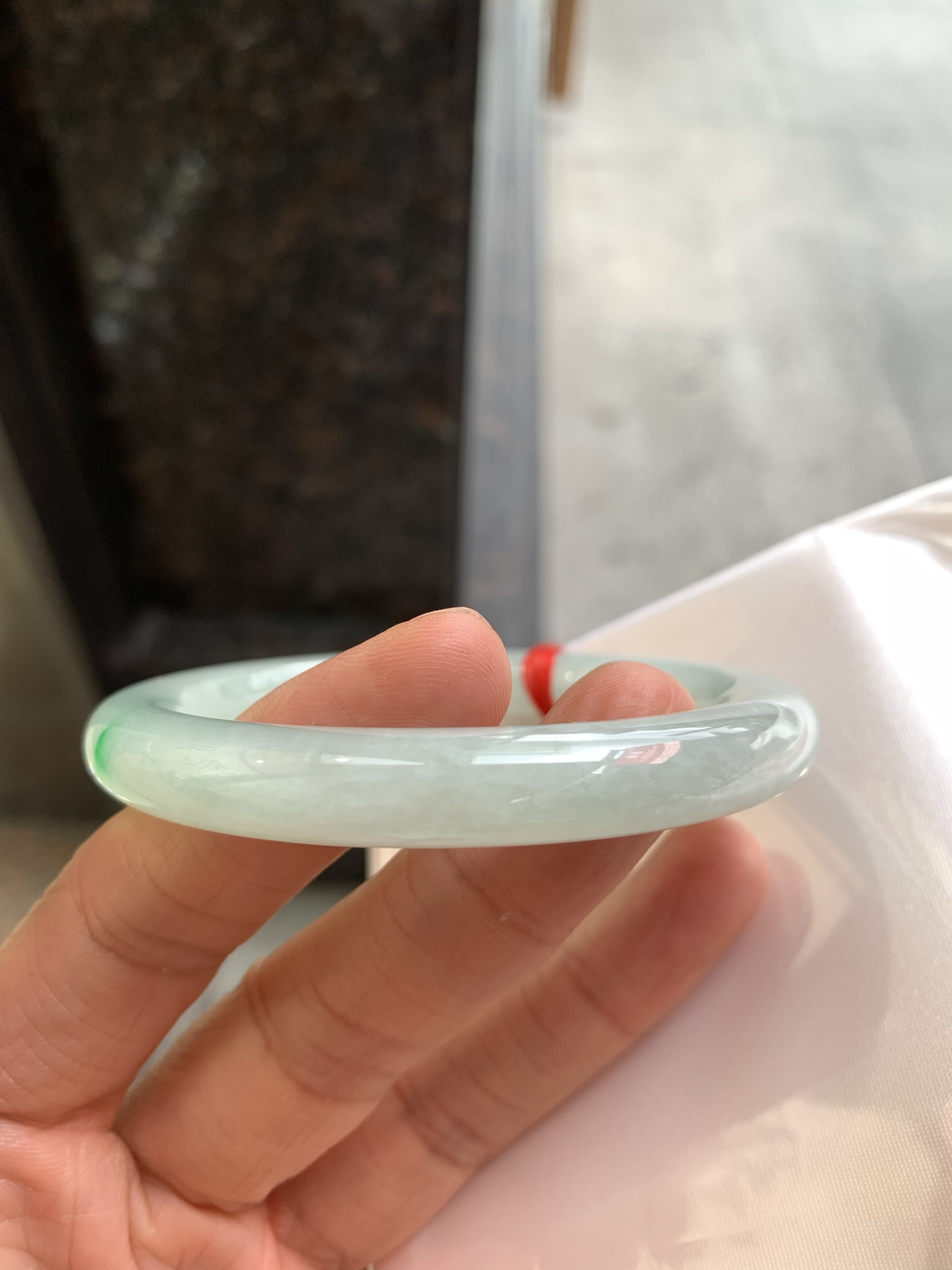 圆条冰飘绿 微细纹 尺寸：58/9.3/9.9 清爽