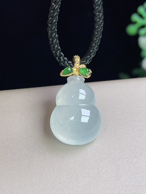 18k金镶冰种葫芦，无裂，尺寸14.6-11.1-6.4mm，d04jay
