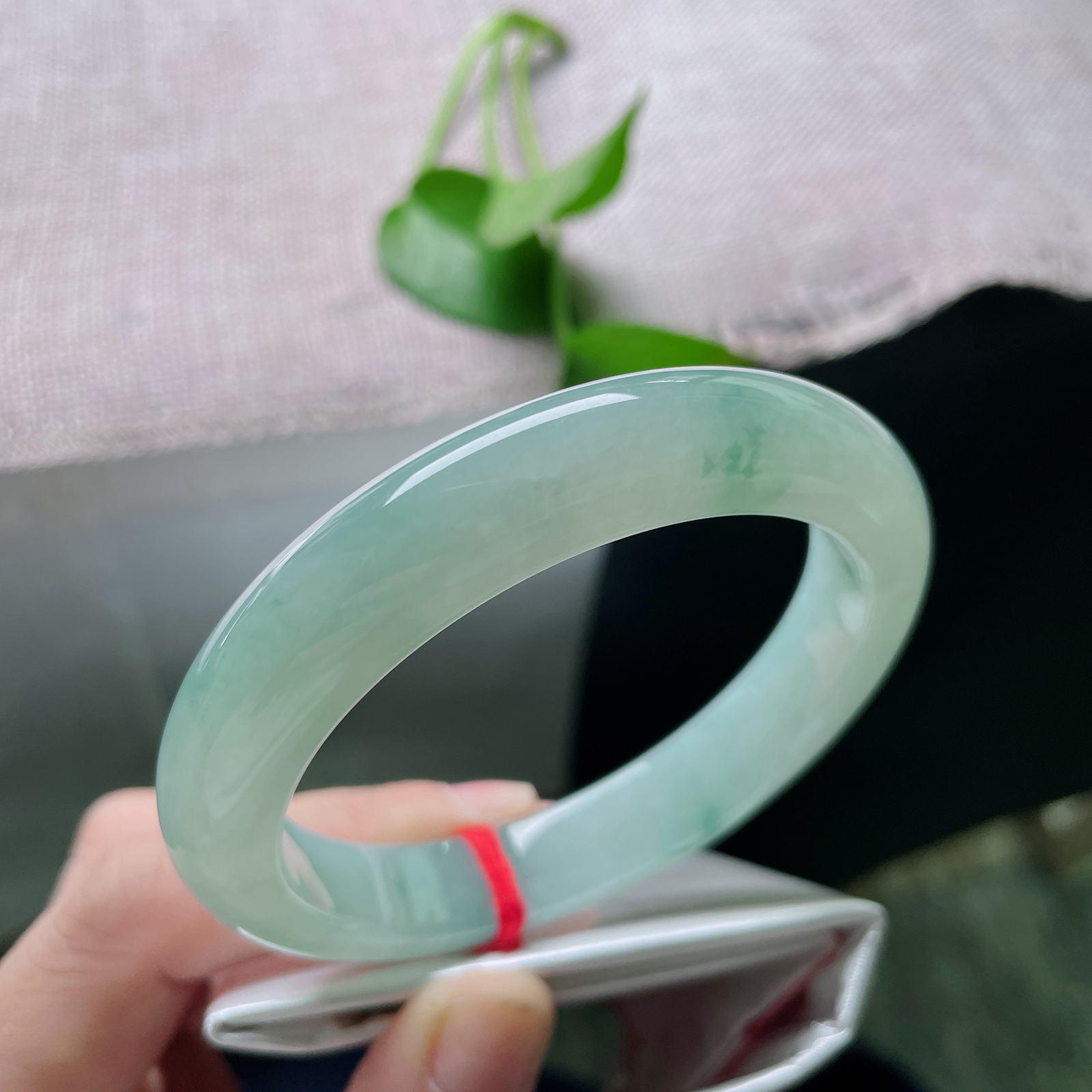 59/11.9/9.1，飘花正圈，种老水足，简约不简单，经典大气款ss54477a