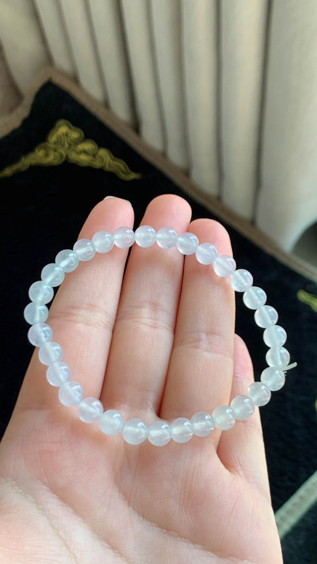 ️天然翡翠，冰透细腻手串，尺寸6 jm731