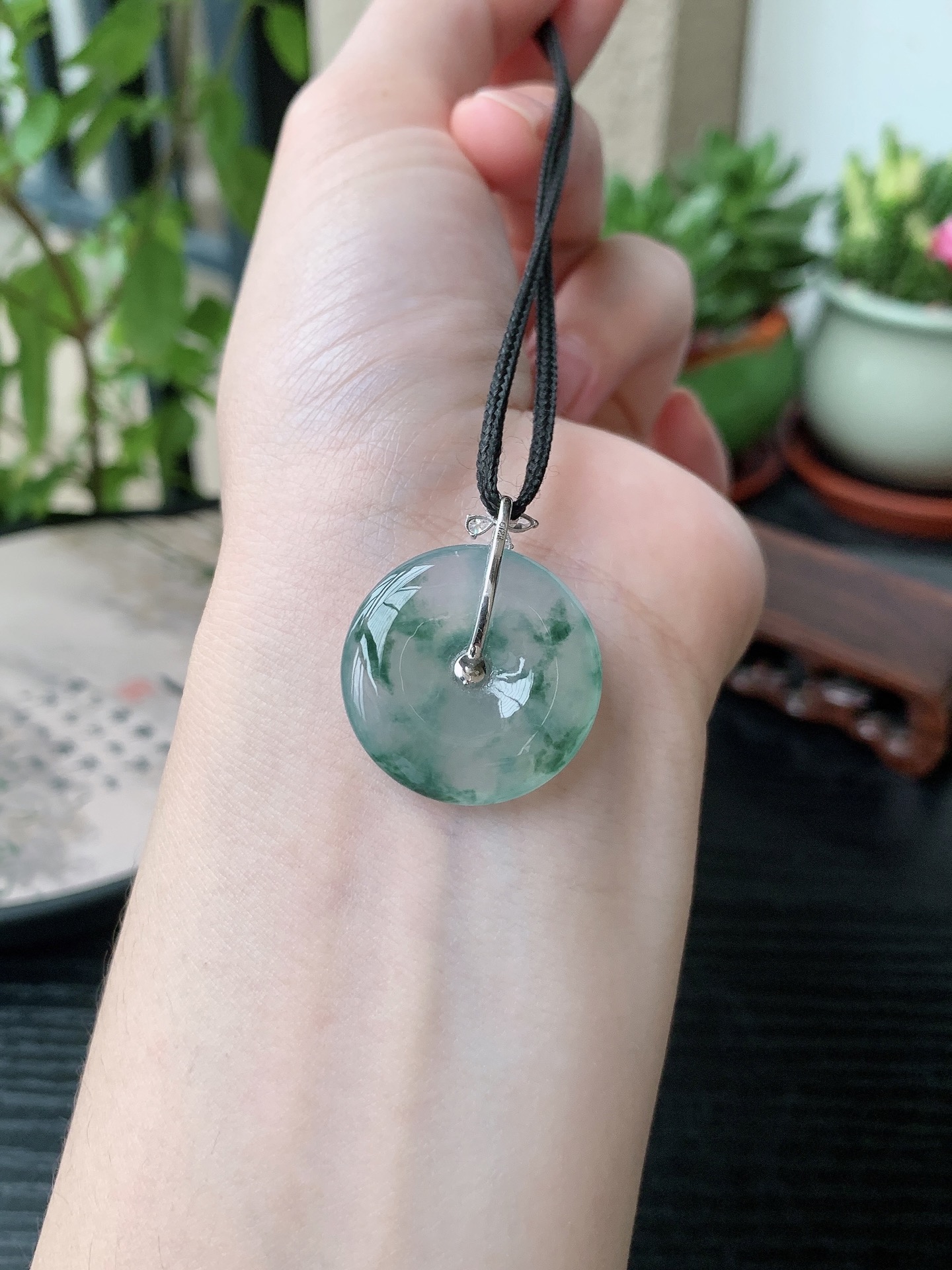 18k金镶嵌老坑冰种胶感飘蓝花平安扣吊坠,裸石尺寸:23.8-4.9mm