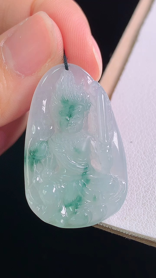 ️冰飘花观音，无裂，尺寸:33.7-21.2-5.4mm