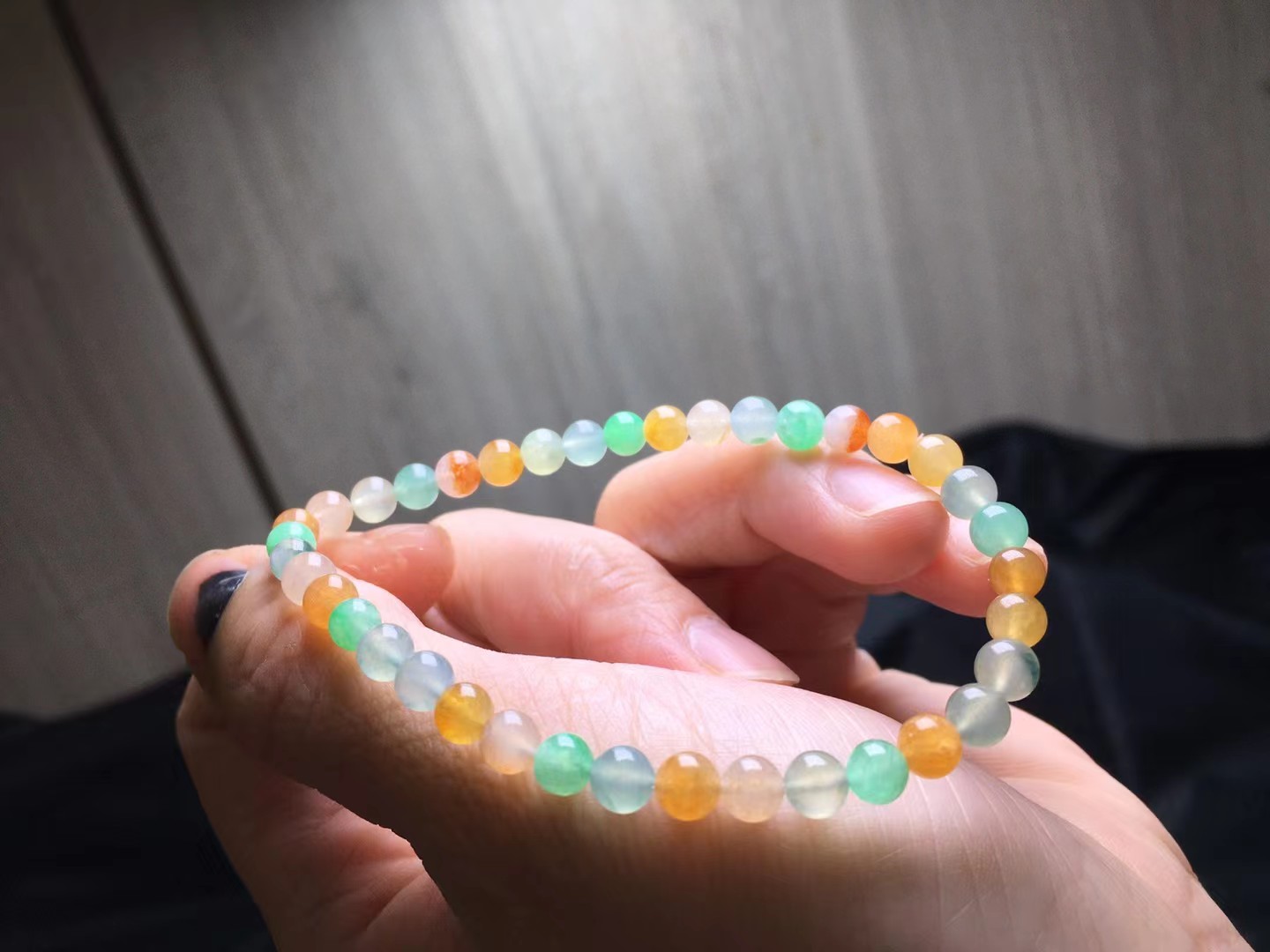 ️ 三彩手链，卡5mm，38颗，种好，玉质细腻，均匀，色彩斑斓，颗颗精选