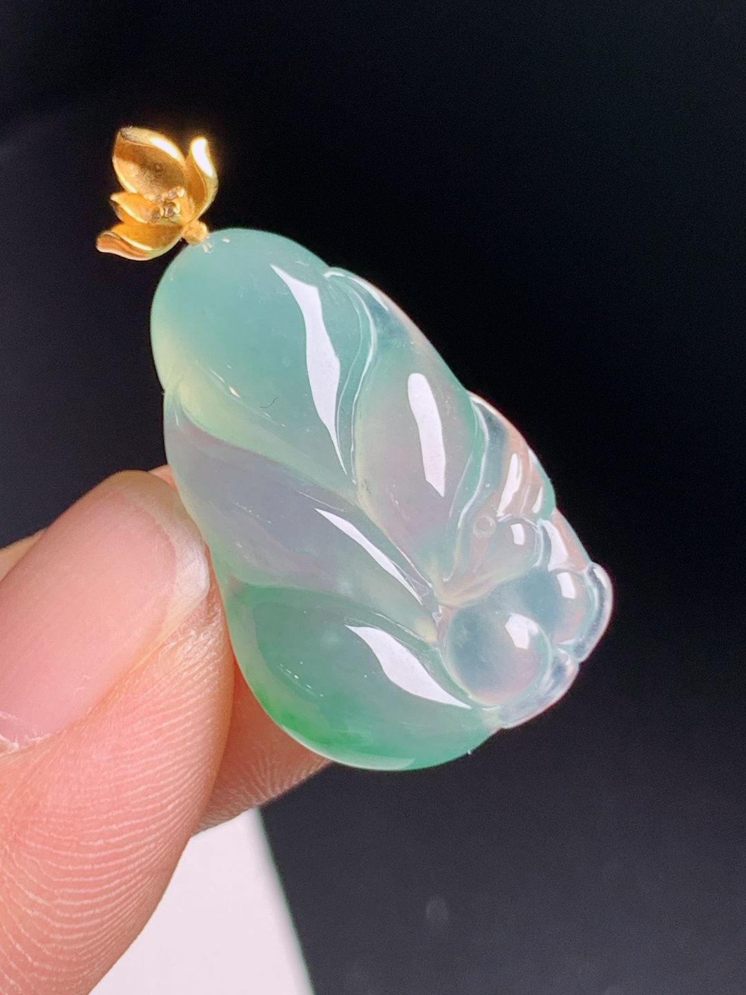 ️ 冰种绿九尾狐吊坠，冰润灵动，雕工精巧，百财聚来，裸石25.2-15.7-5.932，530802