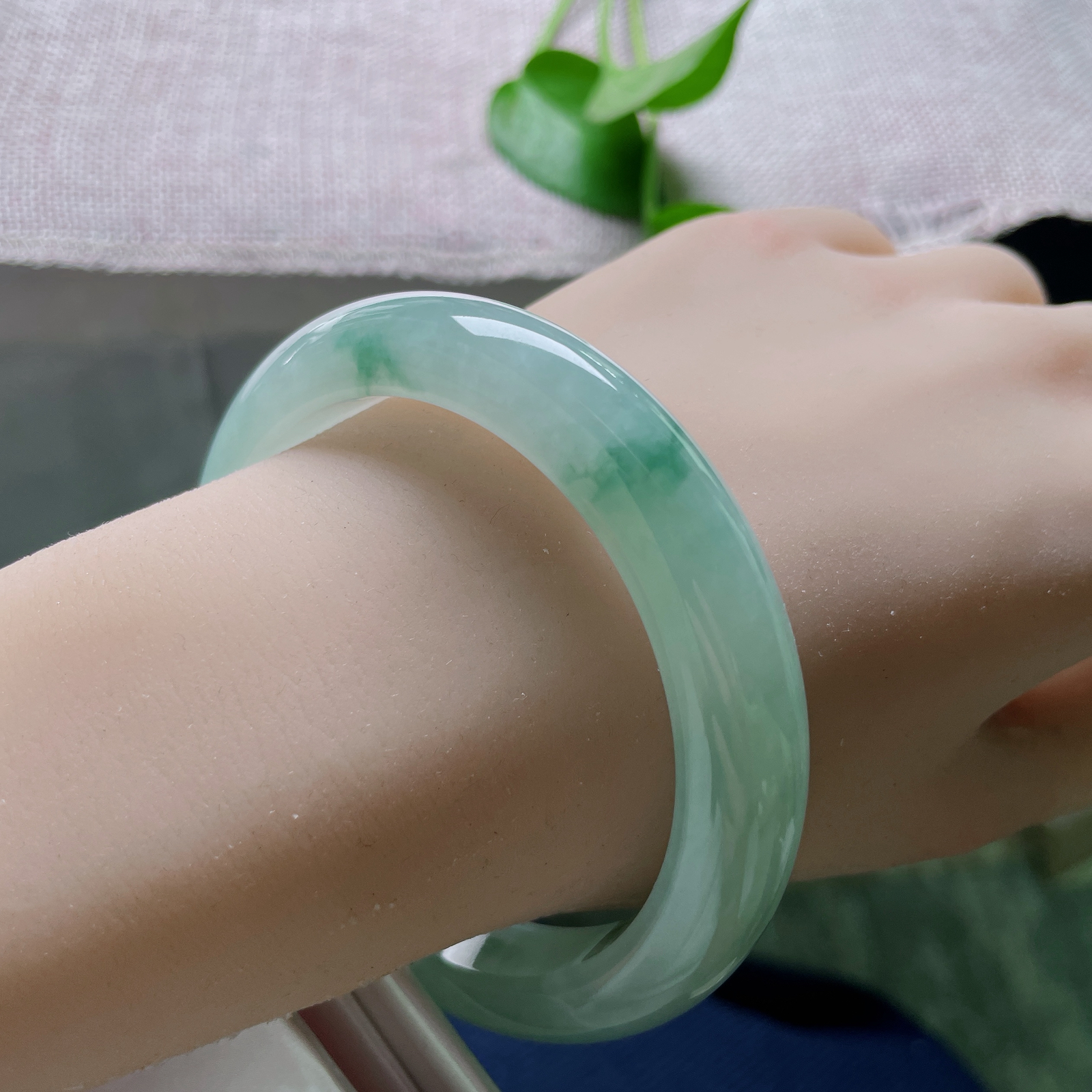 59/11.9/9.1，飘花正圈，种老水足，简约不简单，经典大气款ss54477a