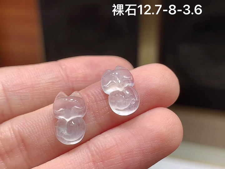 冰种玉面狐狸,无裂,尺寸，12.7-8-3.6