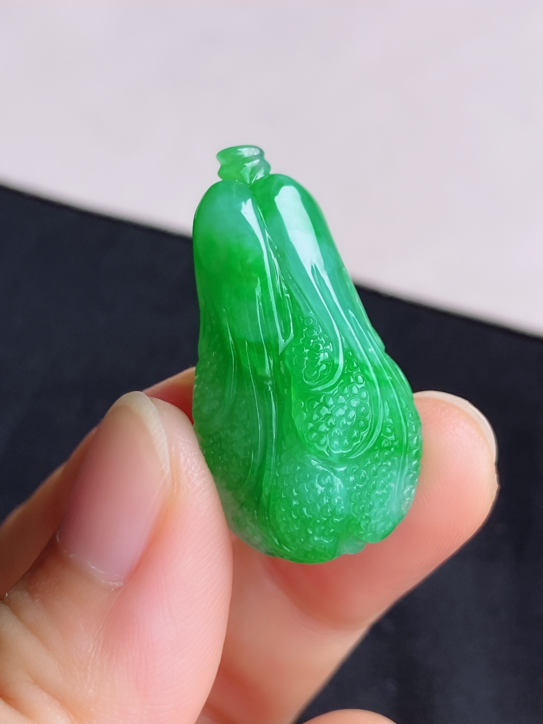 翠绿百财，色美清爽，尺寸35/18.8/11.3/自然光实拍