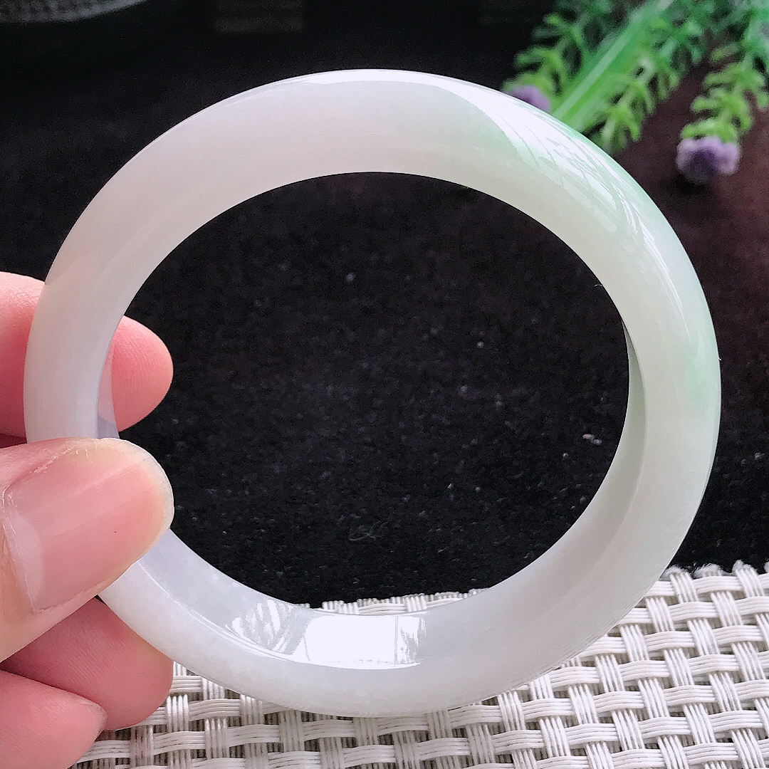 实拍A货翡翠55.5/12.8/8.7老坑冰润起胶飘绿手镯宽边玉镯平安镯百搭