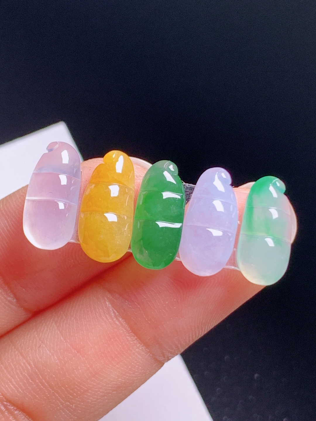 ️ 多宝福豆裸石一手，冰润鲜亮，色彩丰富，镶嵌百搭，裸石13.5-6-4.2，530801
