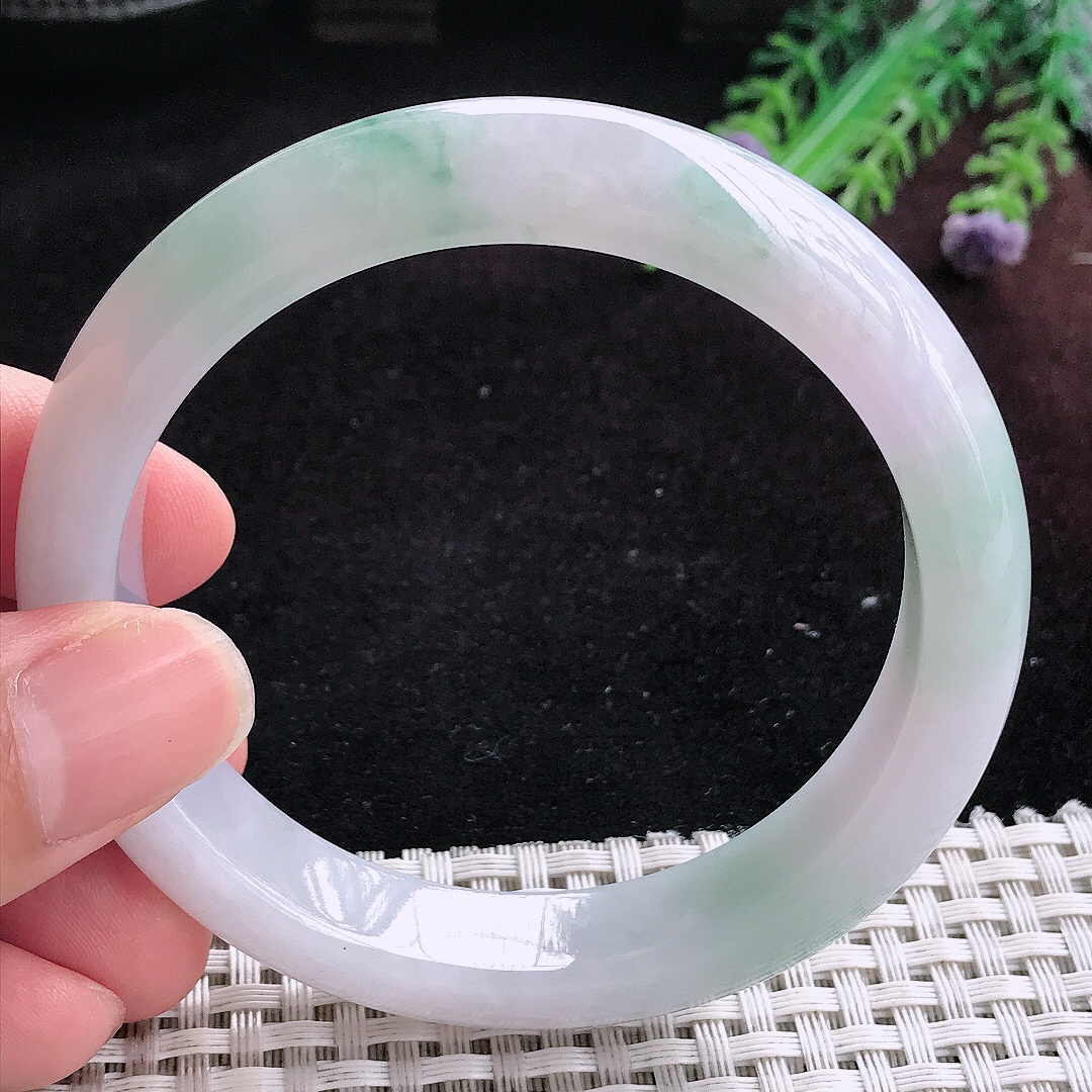 实拍A货翡翠58.5/12.8/8.7老坑冰润飘花手镯宽边玉镯平安镯百搭