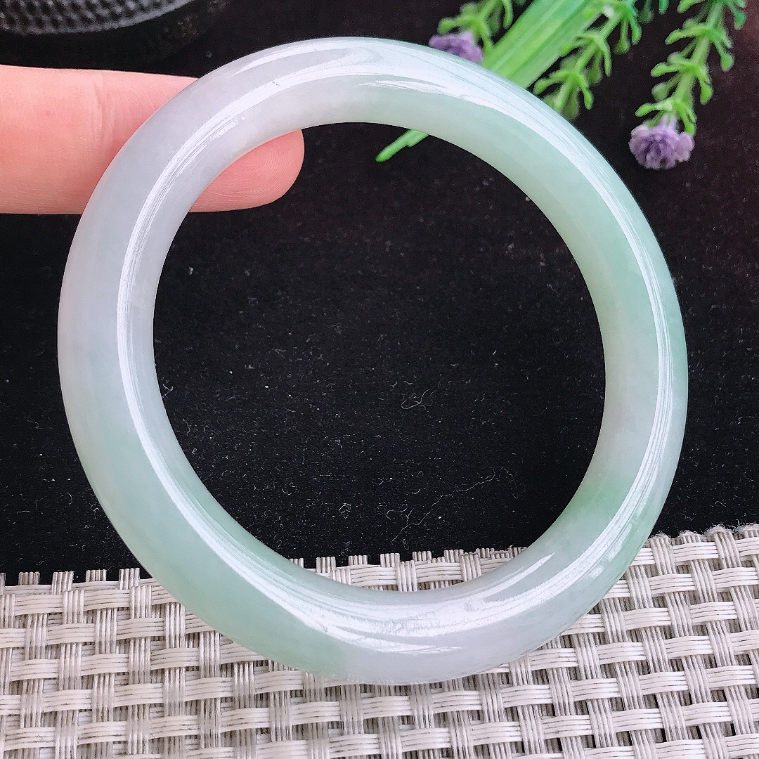 实拍A货翡翠58.8/10.6/10.3老坑冰胶果冻飘花圆条手镯宽边玉镯平安镯百搭