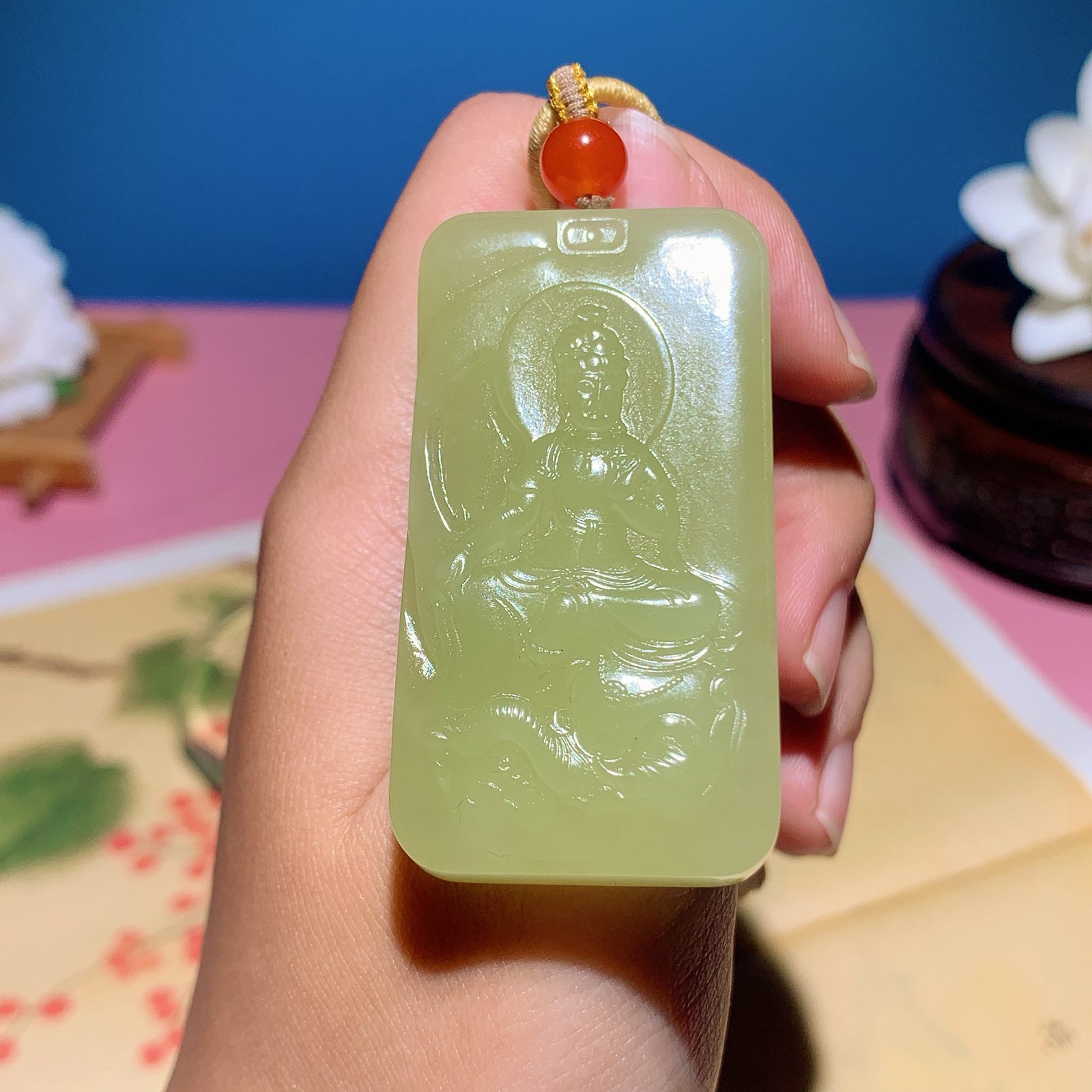 新疆和田玉若羌黄口料普贤观音挂件 尺寸50/27/9重35.5克，玉质细腻油润 底色纯净 脂粉好，品