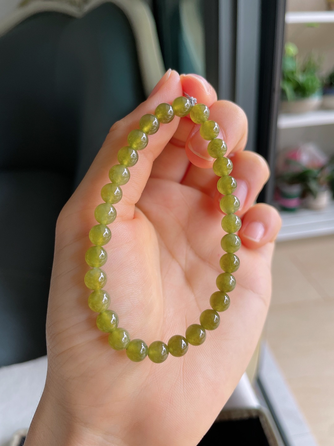 ️，缅甸天然翡翠A货，冰种冰黄翡手串，尺寸：6mm。【编3371】