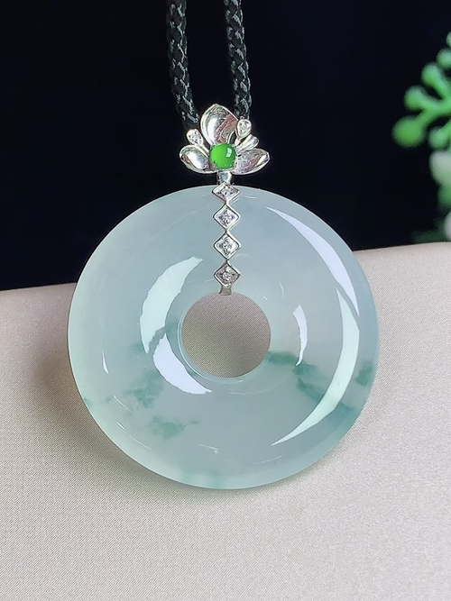 18k金镶冰飘花平安环，无裂，尺寸25.8-3.8mm，d05lwh6