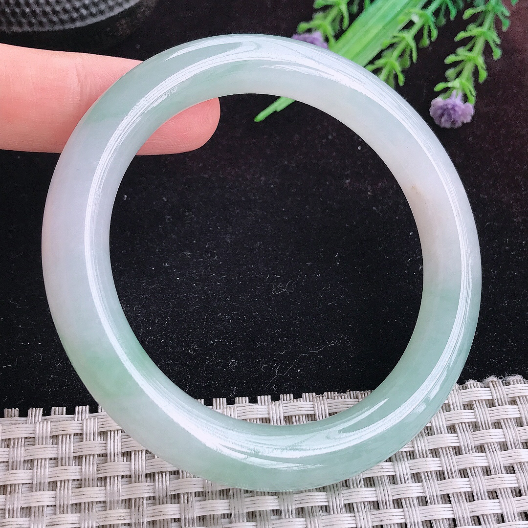 实拍A货翡翠58.8/10.6/10.3老坑冰胶果冻飘花圆条手镯宽边玉镯平安镯百搭