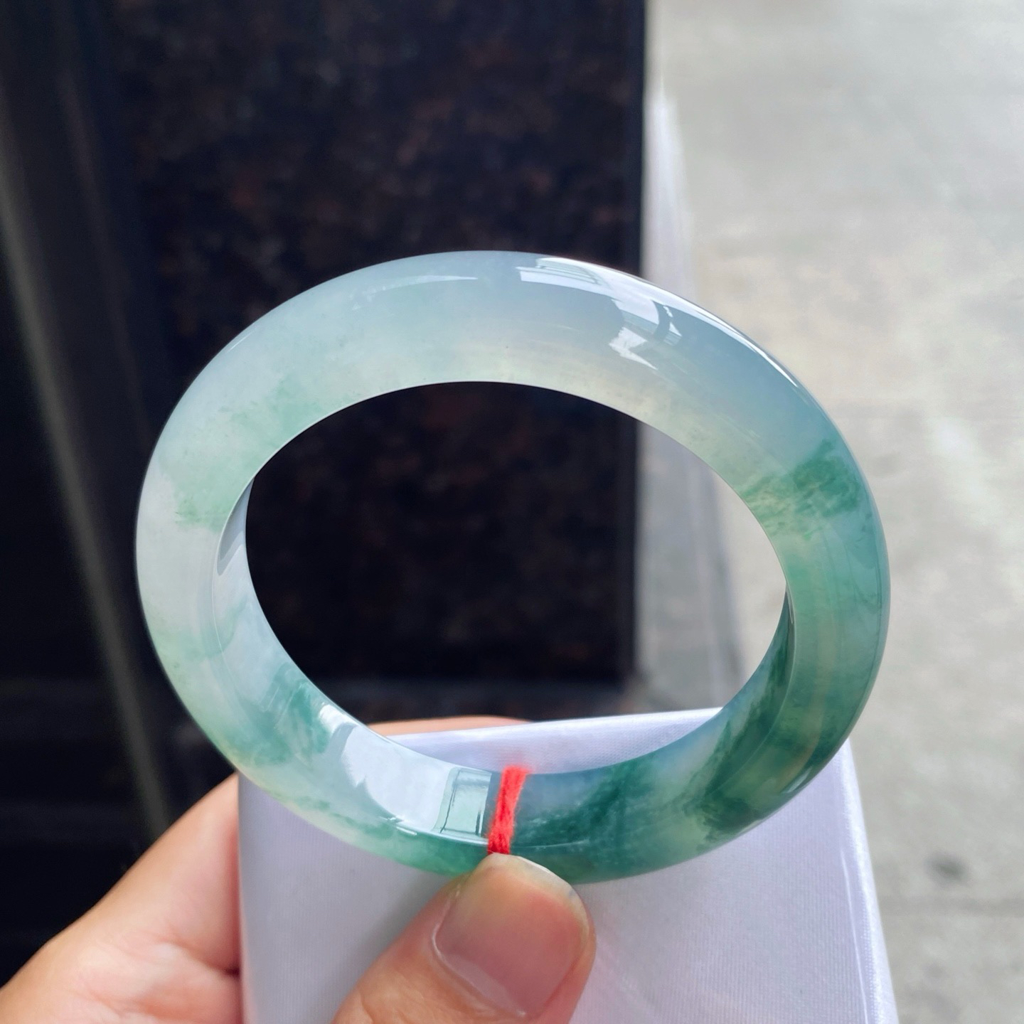 圈口56.5-12.4-9.3    【冰种飘花正圈手镯】圈口56  57可戴  质地细腻   种水好