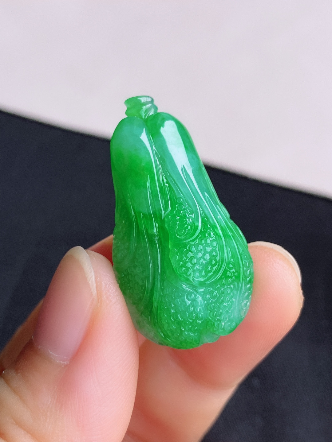 翠绿百财，色美清爽，尺寸35/18.8/11.3/自然光实拍