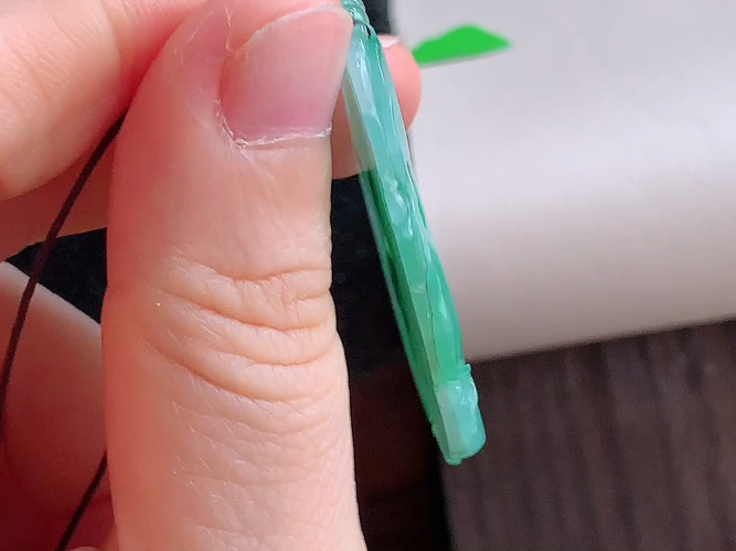 ️ 莲年有余，无裂，尺寸45.2-21.4-3.5mm，包A附证书