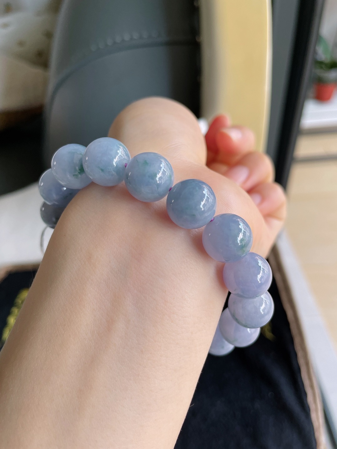 缅甸天然翡翠A货，浓紫飘花手链，尺寸：12.5mm。【编1417】