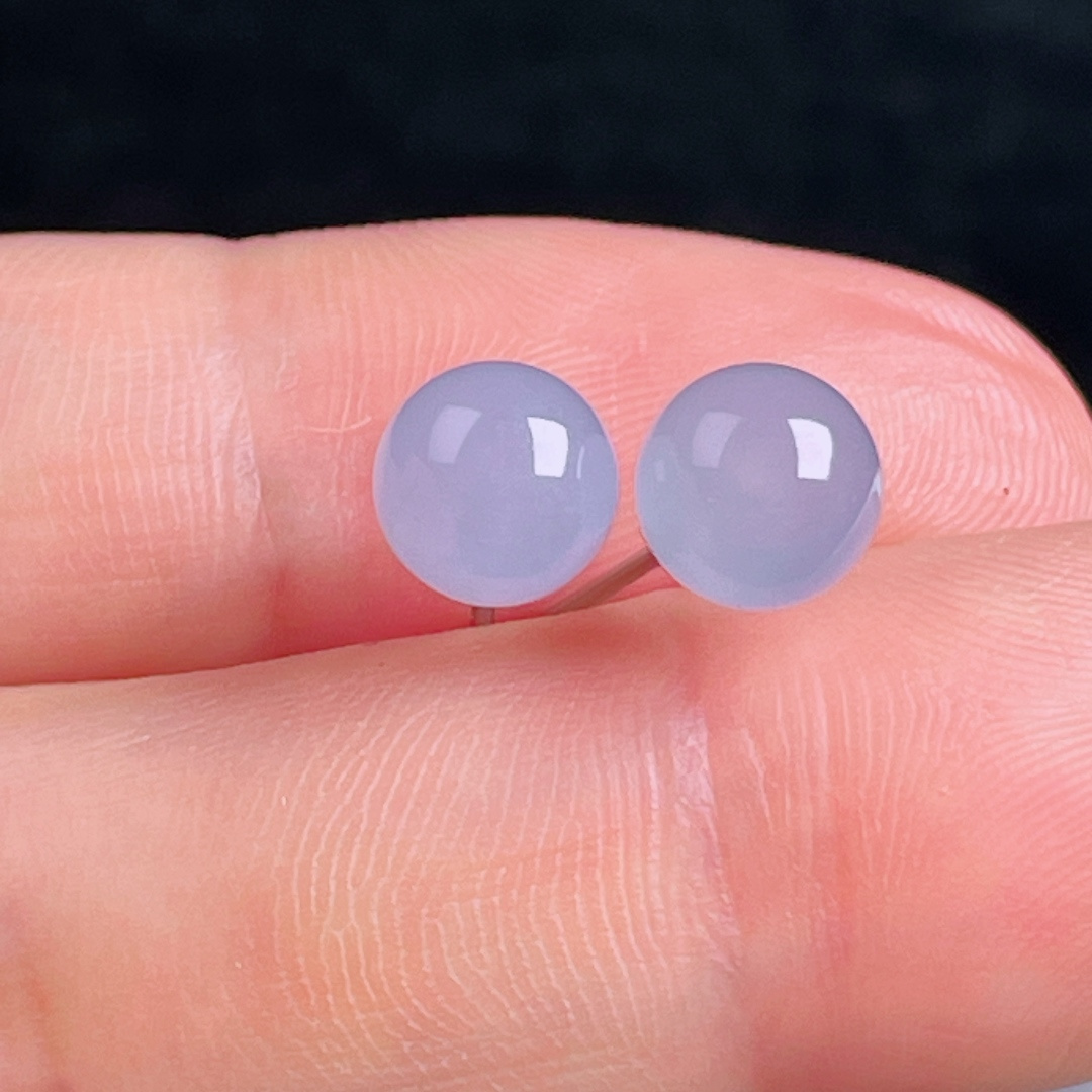 ️冰紫耳钉，老种起光，细底通透，尺寸：裸石7.3mm