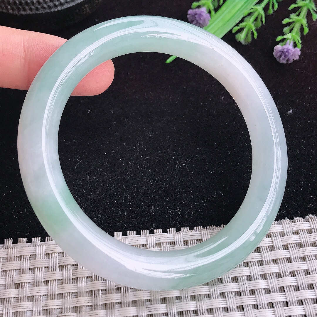 实拍A货翡翠58.8/10.6/10.3老坑冰胶果冻飘花圆条手镯宽边玉镯平安镯百搭