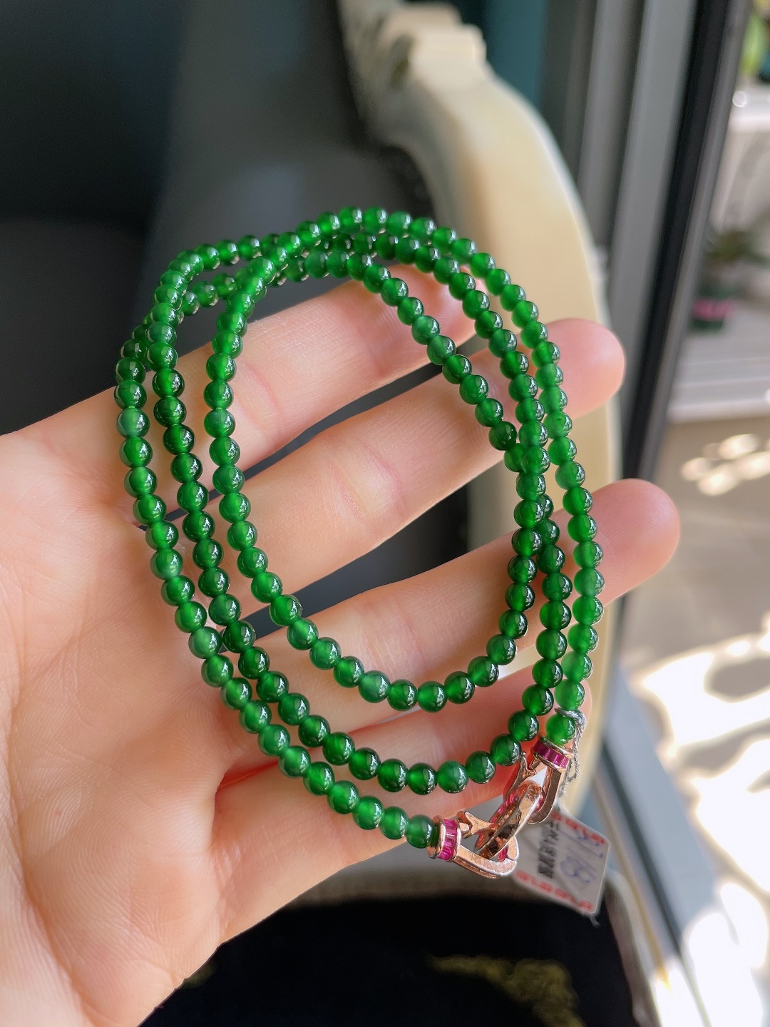 天然翡翠A货，冰满绿珠链，尺寸：3.7mm163颗。【编2-486】
