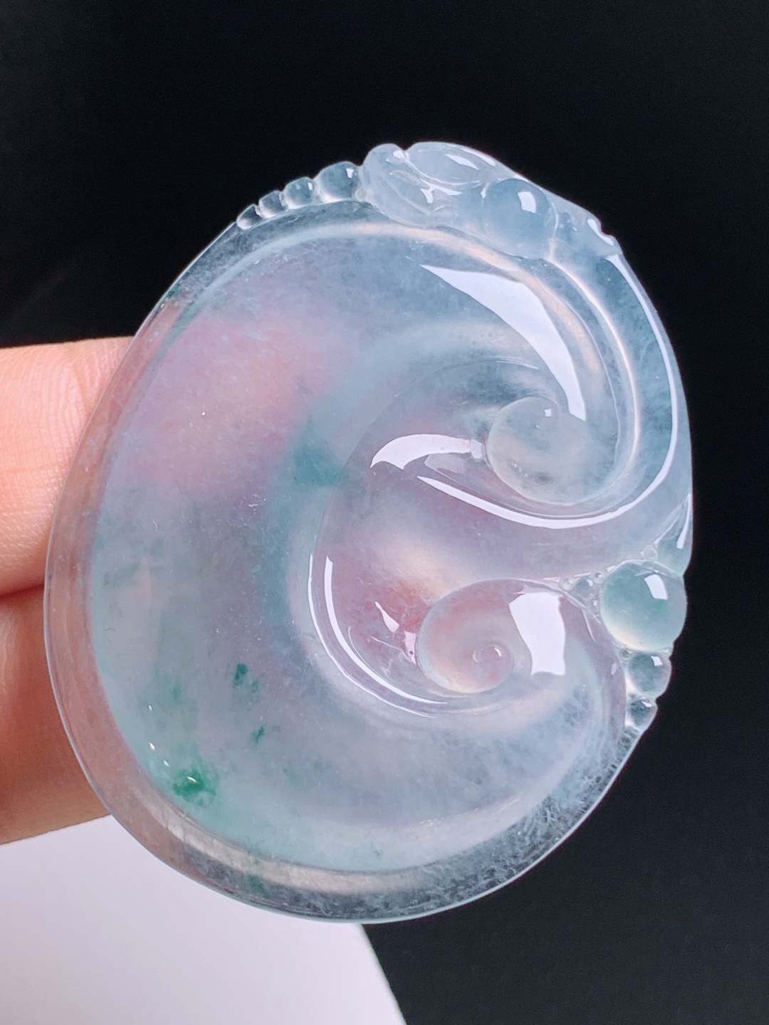 ️ 冰种飘花如意，通透起荧，线条流畅，吉祥顺心