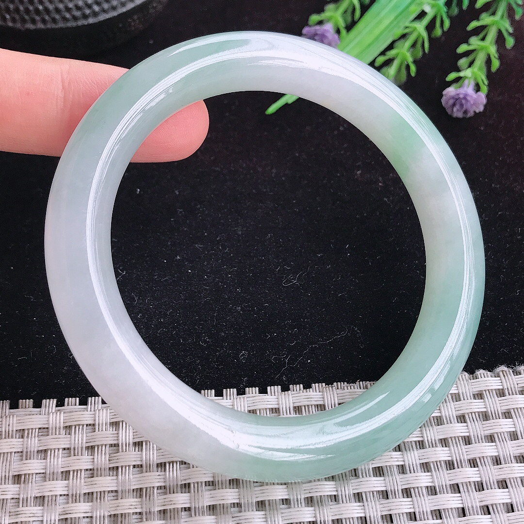 实拍A货翡翠58.8/10.6/10.3老坑冰胶果冻飘花圆条手镯宽边玉镯平安镯百搭