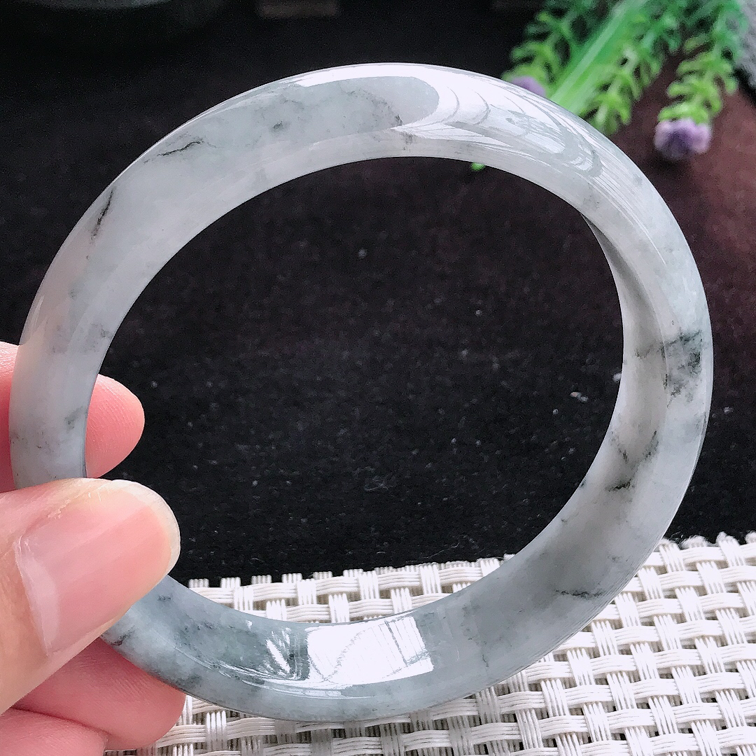 实拍A货翡翠63.5/14.7/7.8大圈口老坑精美特色乌鸡飘花手镯宽边玉镯平安镯百搭