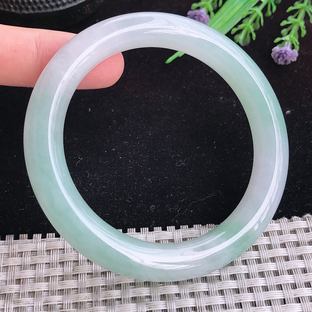 实拍A货翡翠58.8/10.6/10.3老坑冰胶果冻飘花圆条手镯宽边玉镯平安镯百搭