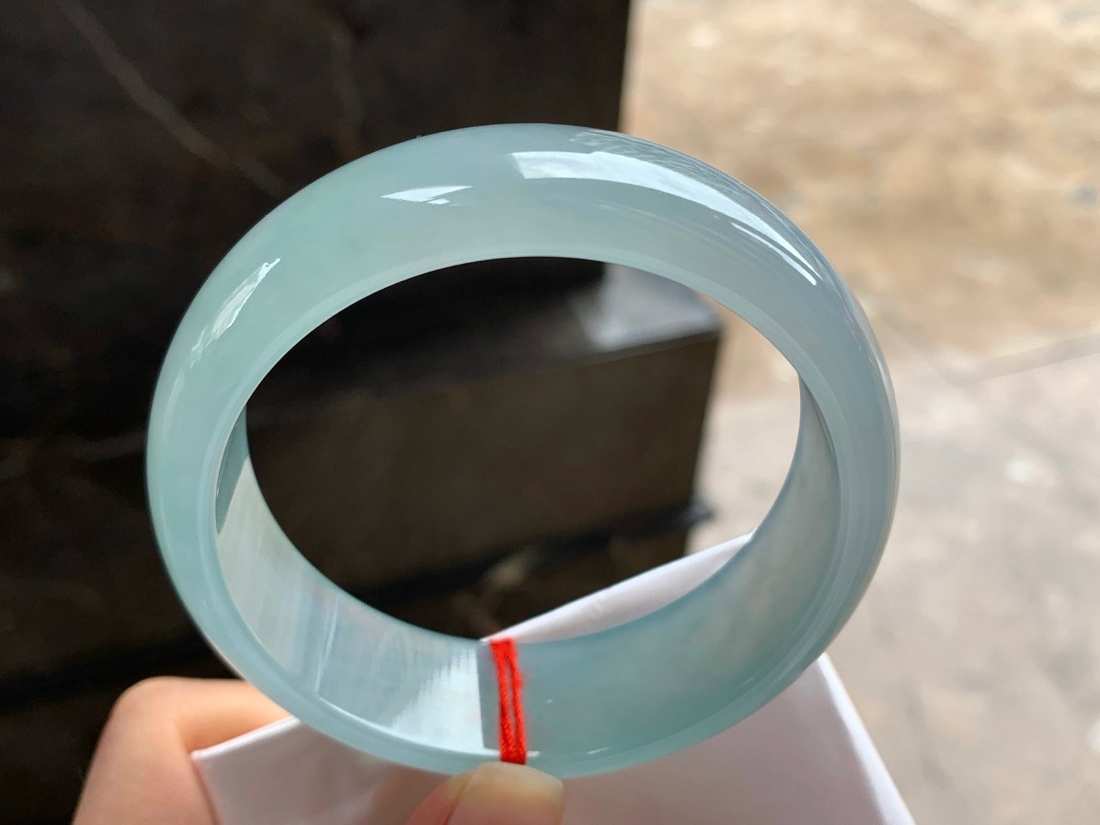 61-19.6-8
冰种宽版手镯^_^荧光十足