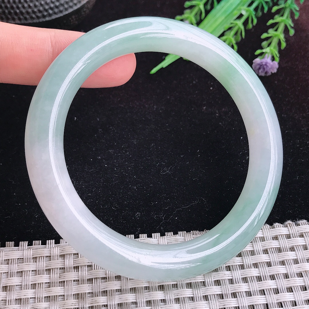 实拍A货翡翠58.8/10.6/10.3老坑冰胶果冻飘花圆条手镯宽边玉镯平安镯百搭