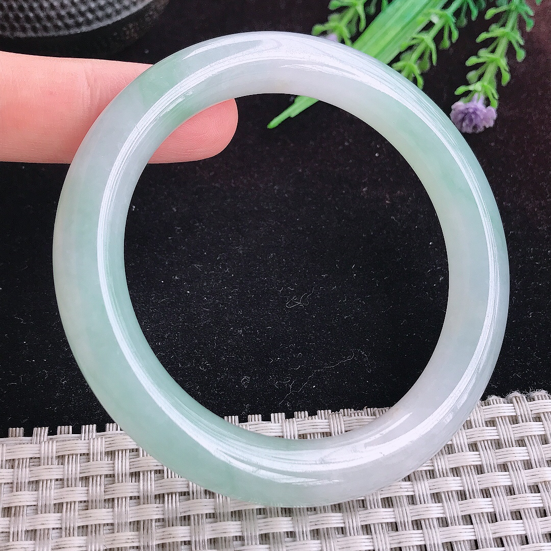 实拍A货翡翠58.8/10.6/10.3老坑冰胶果冻飘花圆条手镯宽边玉镯平安镯百搭