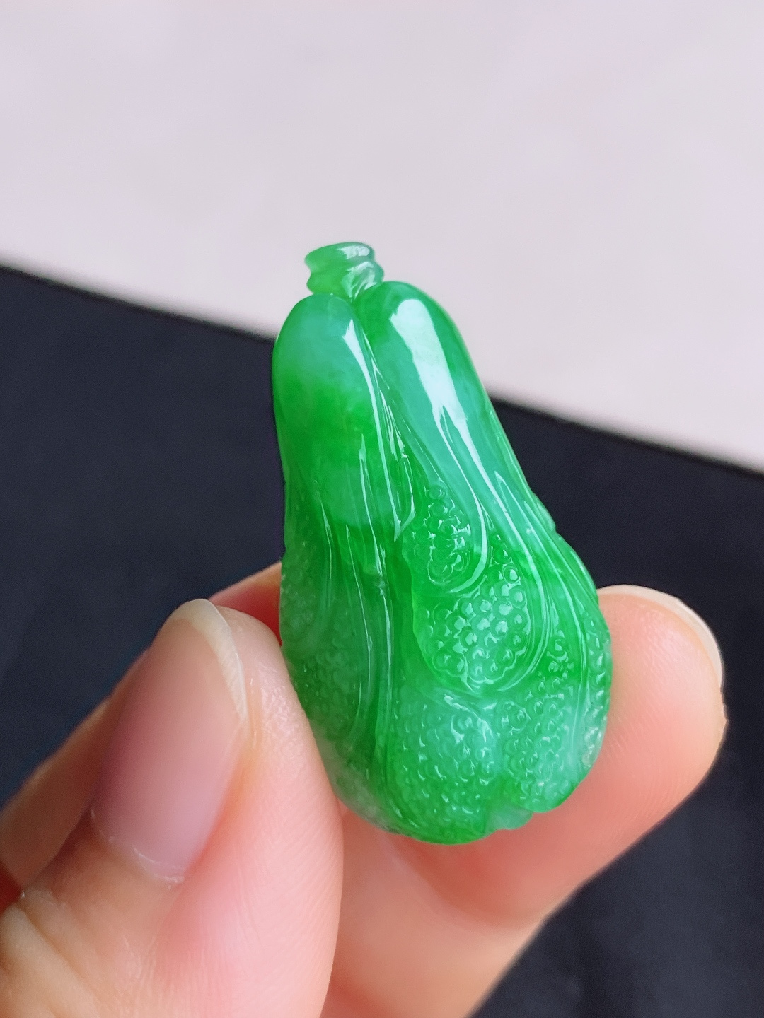 翠绿百财，色美清爽，尺寸35/18.8/11.3/自然光实拍