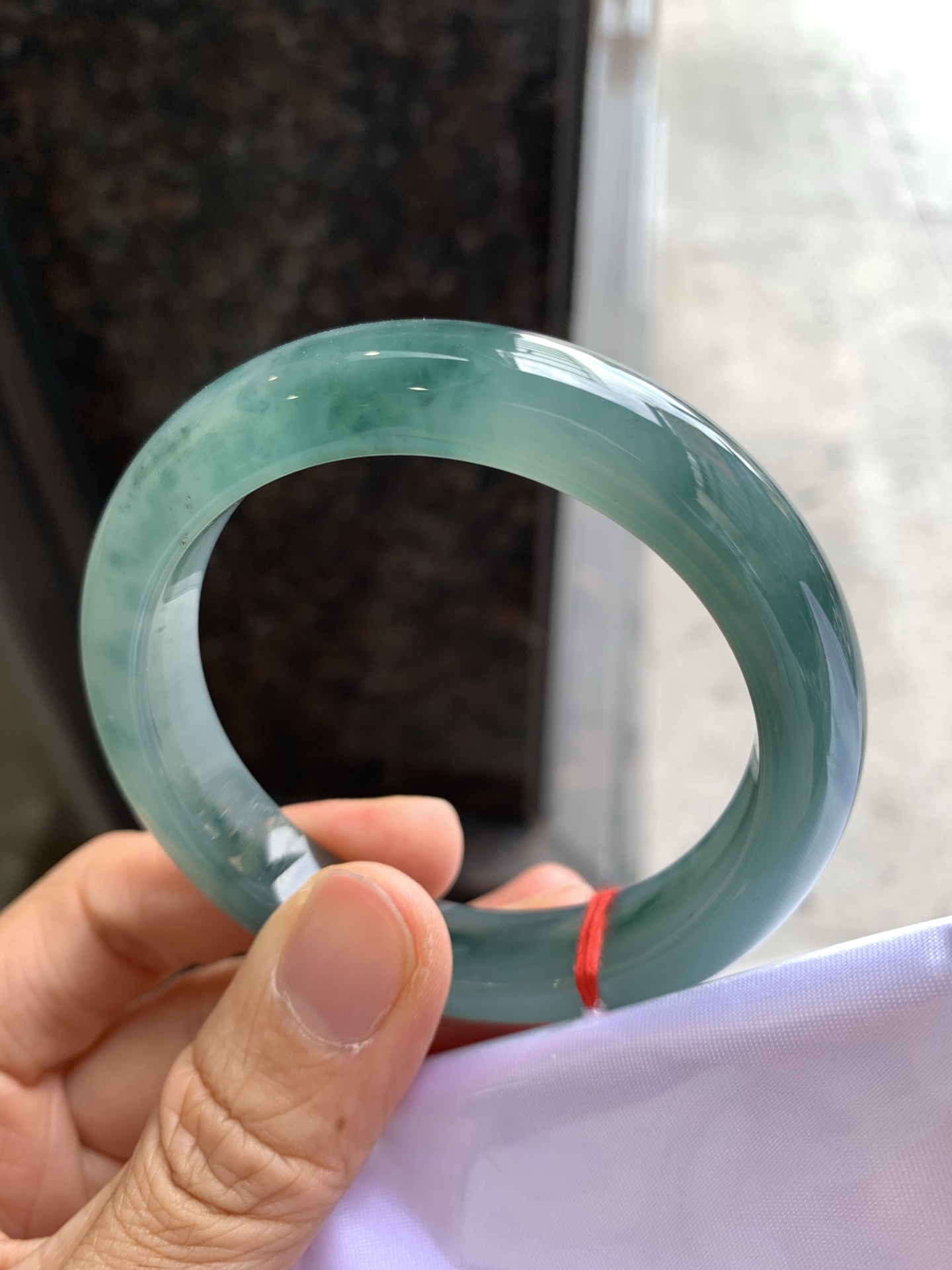 正圈冰油飘花，无裂，细腻